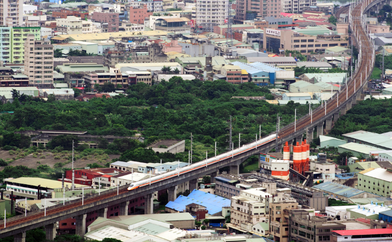 台湾新幹線の車両と風景、快適な座席