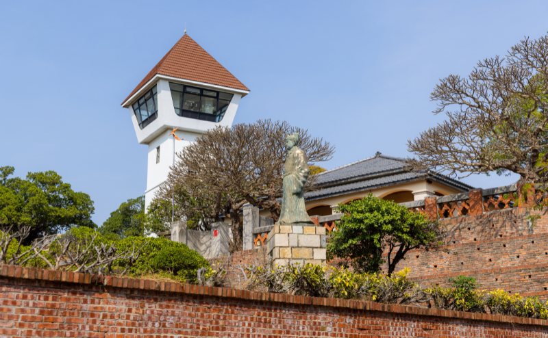 台南の歴史的な安平古堡の外観